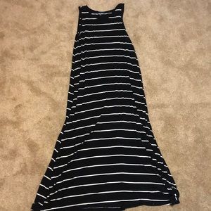 Fleur Bleue Maxi Dress